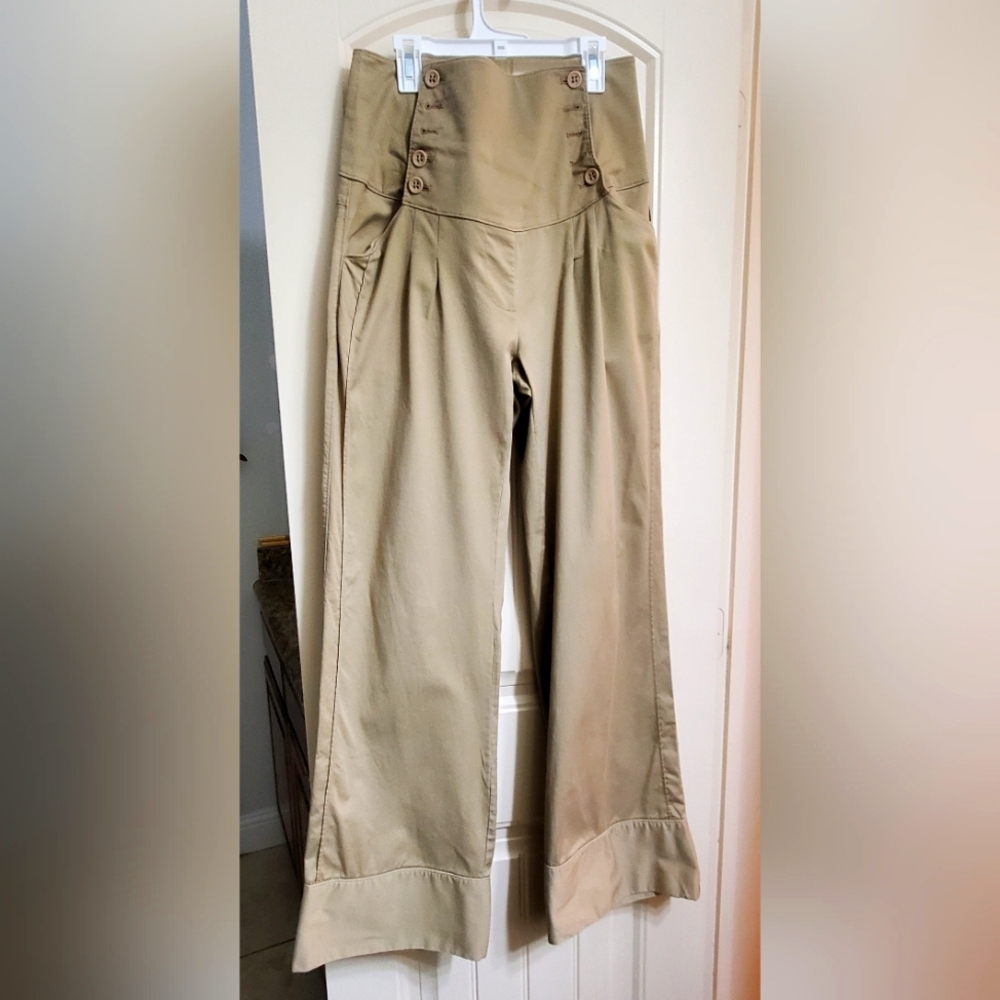 Flared leg high waisted pants